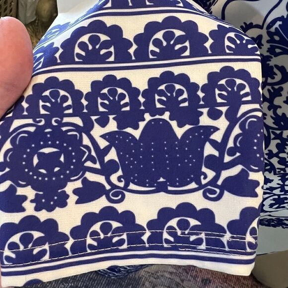 Ginny Blue and white mandala dress - Picture 6 of 11